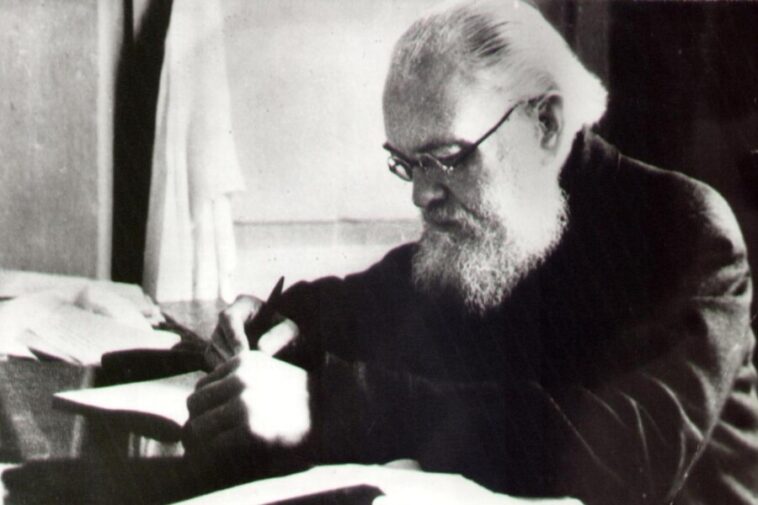 Άγιος Λουκάς ο Ιατρός: Να μην περιφρονούμε κανέναν και να τον θεωρούμε κατώτερο από μας