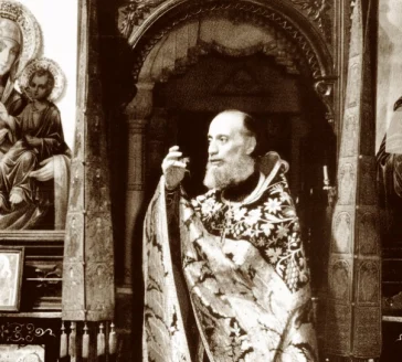 Γέροντας Αιμιλιανός Σιμωνοπετρίτης: «Τι είναι ο Γέροντας; Ένα σκαμνί. Πατάς, και φθάνεις στον Θεόν…»