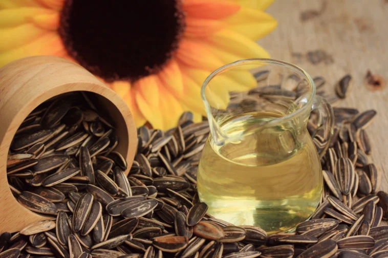 Επτά λόγοι να τρώμε κάθε μέρα ηλιόσπορους