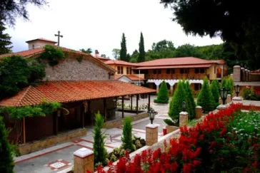 Παράκληση στο μοναστήρι