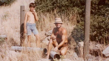 H οικογένεια που μετέτρεψε μια βραχονησίδα στο Αιγαίο σε παράδεισο