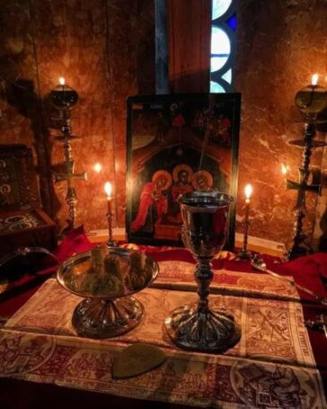 Ο Μυστηριώδης θόρυβος στο ντουλαπάκι της προθέσεως