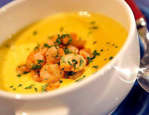 Αγιορείτικη γαριδόσουπα από τον μοναχό Νικήτα