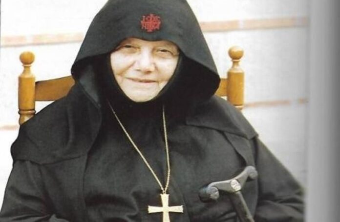 Κατίγκω Πατέρα: Από εφοπλίστρια, μοναχή και ηγουμένη… Κατίγκω Πατέρα: Από εφοπλίστρια, μοναχή και ηγουμένη…