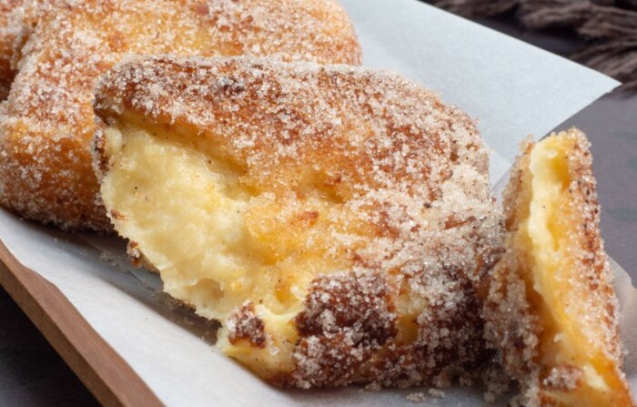 Leche frita (τηγανητό γάλα). Ισπανική κουζίνα Leche frita (τηγανητό γάλα). Ισπανική κουζίνα