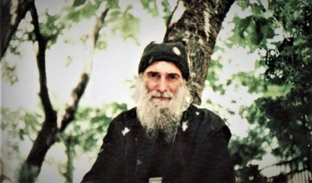 Άγιος Γαβριήλ ο διά Χριστόν σαλός: «Η σοφία στην εποχή μας, βρίσκεται στη σιωπή και στην υπομονή»