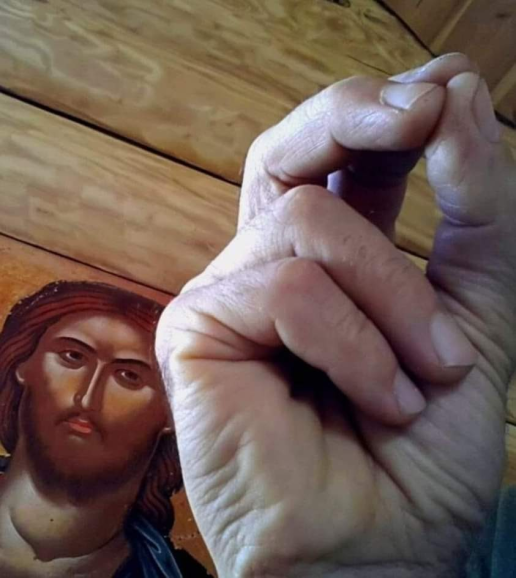 Π. Σάββας Αχιλλέως: «Μανούλα μου, γιατί είναι τόσο γλυκύ το φαγητό σου;»