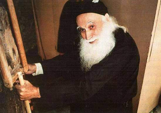 Γιατί, παιδί μου, η ψυχή σου κλαίει; (Άγιος Εφραίμ Κατουνακιώτης) Γιατί, παιδί μου, η ψυχή σου κλαίει; (Άγιος Εφραίμ Κατουνακιώτης)