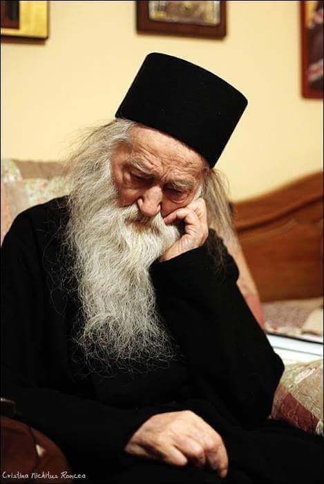 Γιατί με μισείς πάντα αδερφέ; Γιατί με μισείς πάντα αδερφέ;