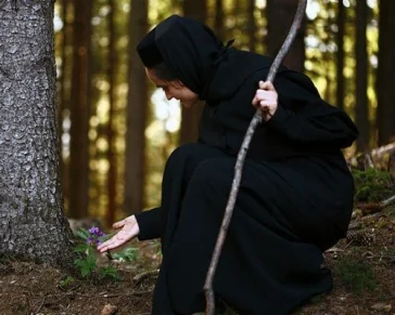 «Αντισταθείτε στην ευτέλεια» (Αποφθέγματα Πατέρων της εποχής μας)