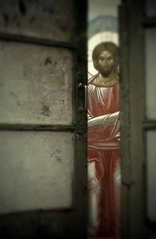 Ποια πόρτα θ’ ανοίξεις αδερφέ;