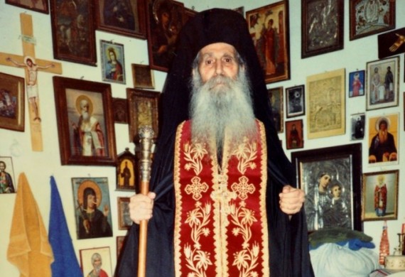 Ο Όσιος Ιάκωβος Τσαλίκης για τους Ιερείς και την Θεία Λειτουργία