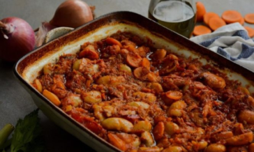 Η συνταγή του Μοναχού Επιφάνιου για πεντανόστιμους γίγαντες στο φούρνο