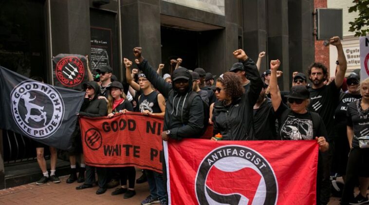 Ψυχοπάθεια και ναρκισσισμός τα αιτία του αριστερού εξτρεμισμού