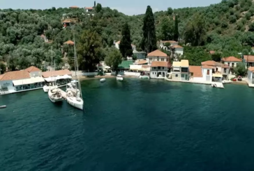Παλαιό Τρίκερι: To νησί-μινιατούρα του Παγασητικού με τα καταπράσινα νερά