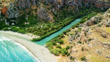Η πιο απίστευτη παραλία της Ελλάδας