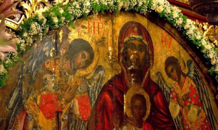 Γίνε πλοίο και λιμάνι Παναγιά μας Γίνε πλοίο και λιμάνι Παναγιά μας