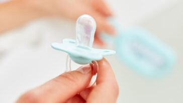 Τρικ για να κόψετε την μπιμπίλα στο λεπτό 💡