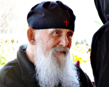 Γέροντας Εφραίμ Αριζόνας: Μην χάνεις το πνευματικό σου θάρρος