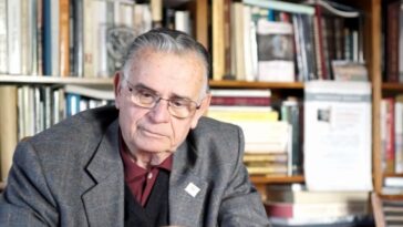 Σαράντος Καργάκος – Ο ηρωισμός πολεμιέται στην πατρίδα μας