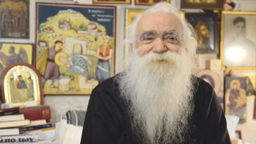 Άσε, θα βγούμε πέρα… – Αναμνήσεις από τον γέροντα Ανανία Κουστένη