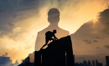 Είμαι ακόμα έκπληκτος πώς η επιμονή κατά τις αποτυχίες δημιουργεί την επιτυχία…