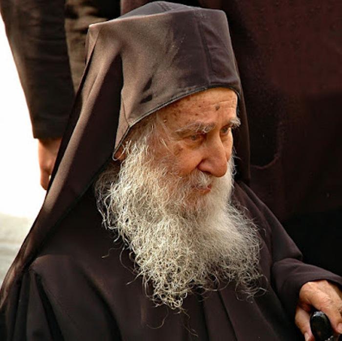 Ιωσήφ Βατοπαιδινός: «Μην περιμένετε από τους ηγέτας να μας προστατεύσουν! Δεν μπορούν!»